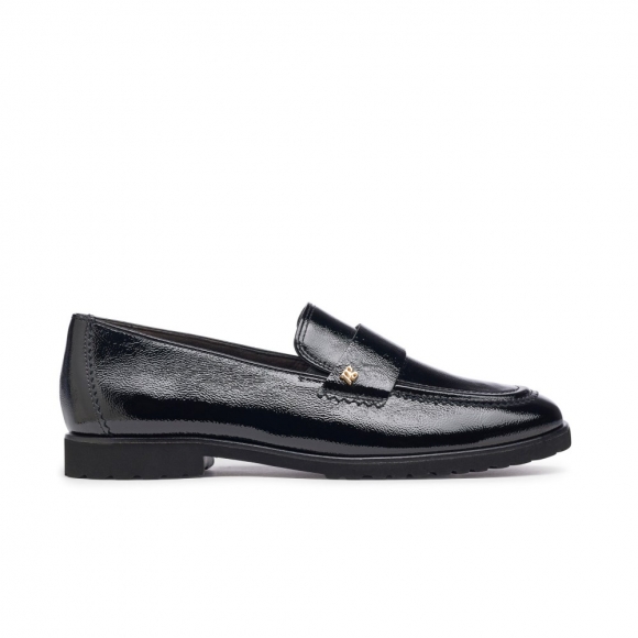Paul Green Women's Wheaton Flat Black Crinkled Patent
