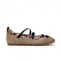 Paul Green Women's Dynamic Flat Almond Sand Suede