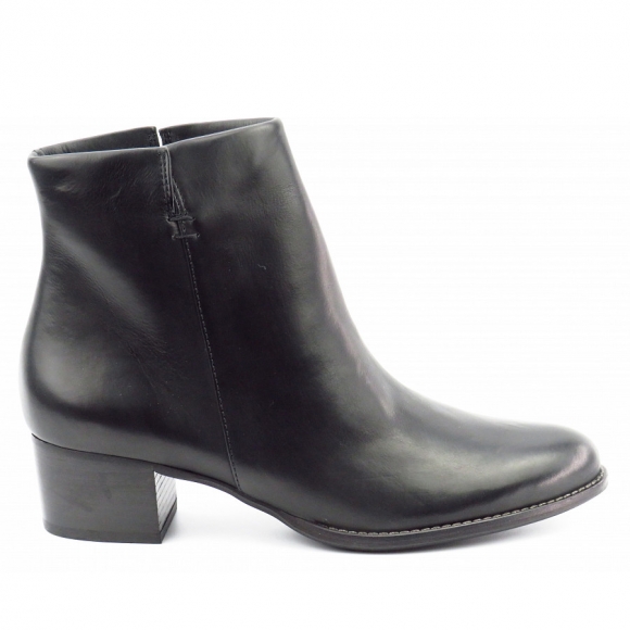 New Arrivals Paul Green Women's Foulard Black Ankle Boots In Black