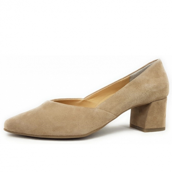 New Arrivals Paul Green Women's Pumps in 073champagne