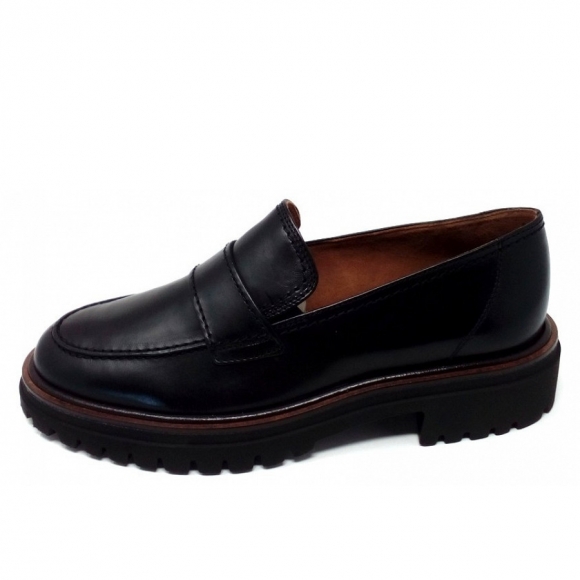 New Arrivals Paul Green Women's Brush Calf Black/Natural Moccasin In Black