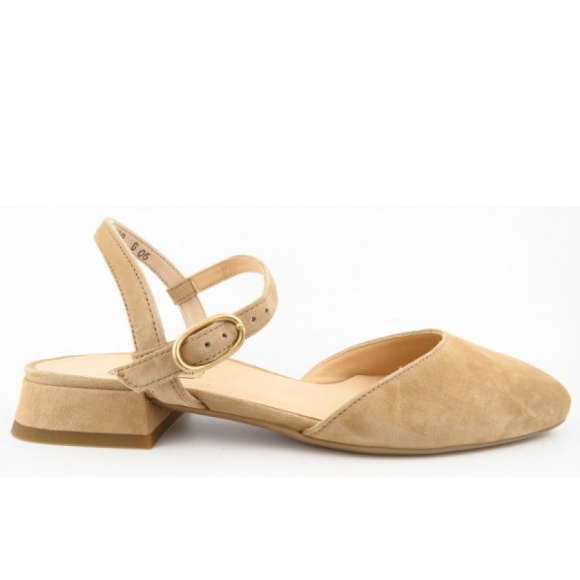 New Arrivals Paul Green Women's Dakar Slingback Pumps in Beige